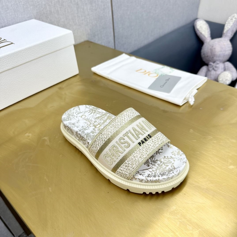 ch**an D*or slippers